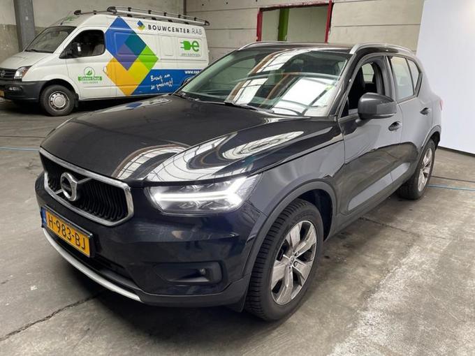 VOLVO XC40 1.5 T3 Automaat Momentum Pro