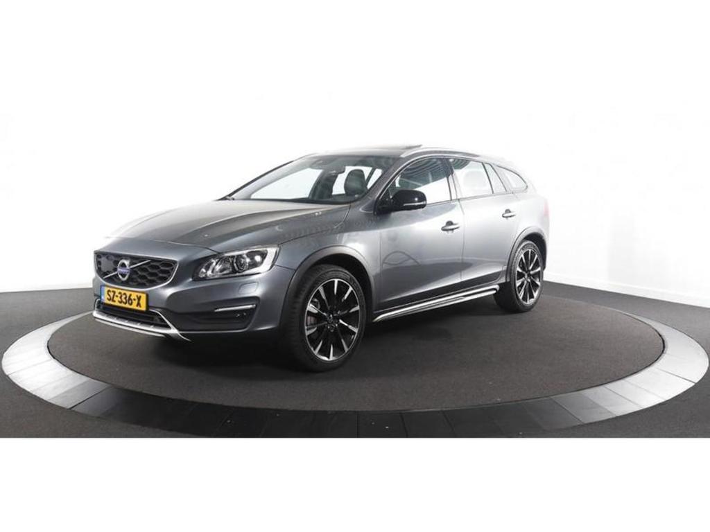 VOLVO V60 CROSS COUNTRY 2.0 D4 Polar+