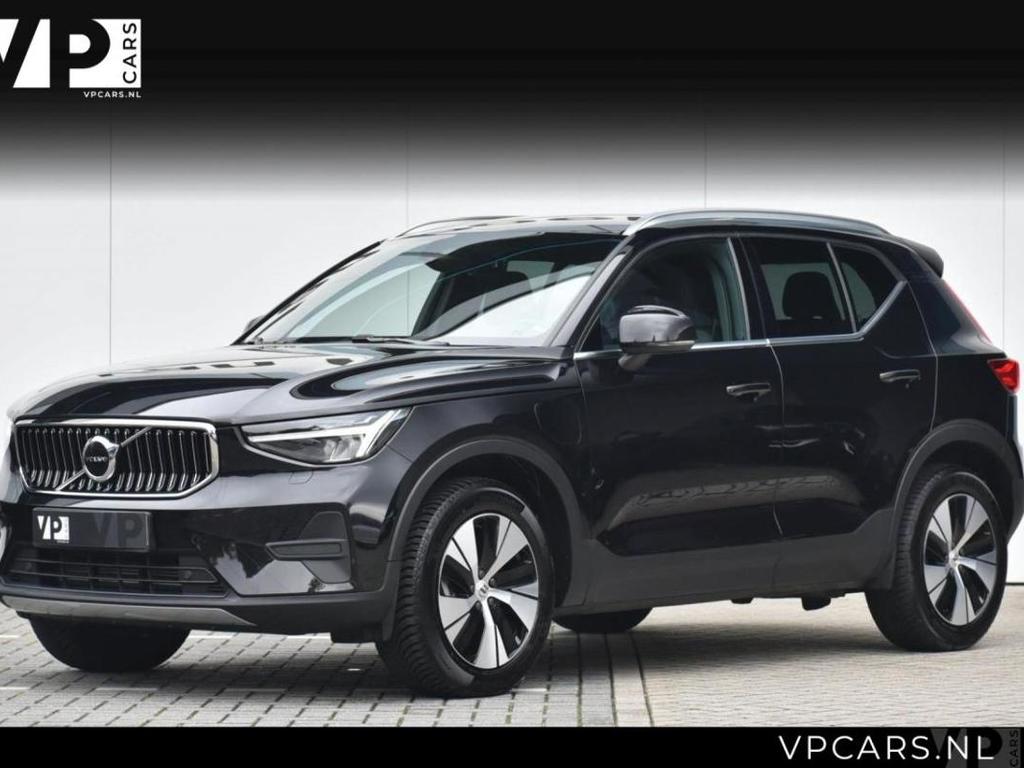 VOLVO XC40 1.5 T5 R Core Bright