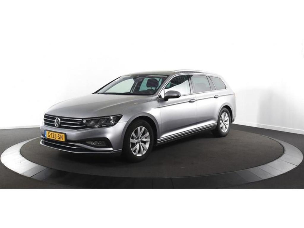 VOLKSWAGEN Passat Variant Variant 1.5 TSI Comfort Busin..