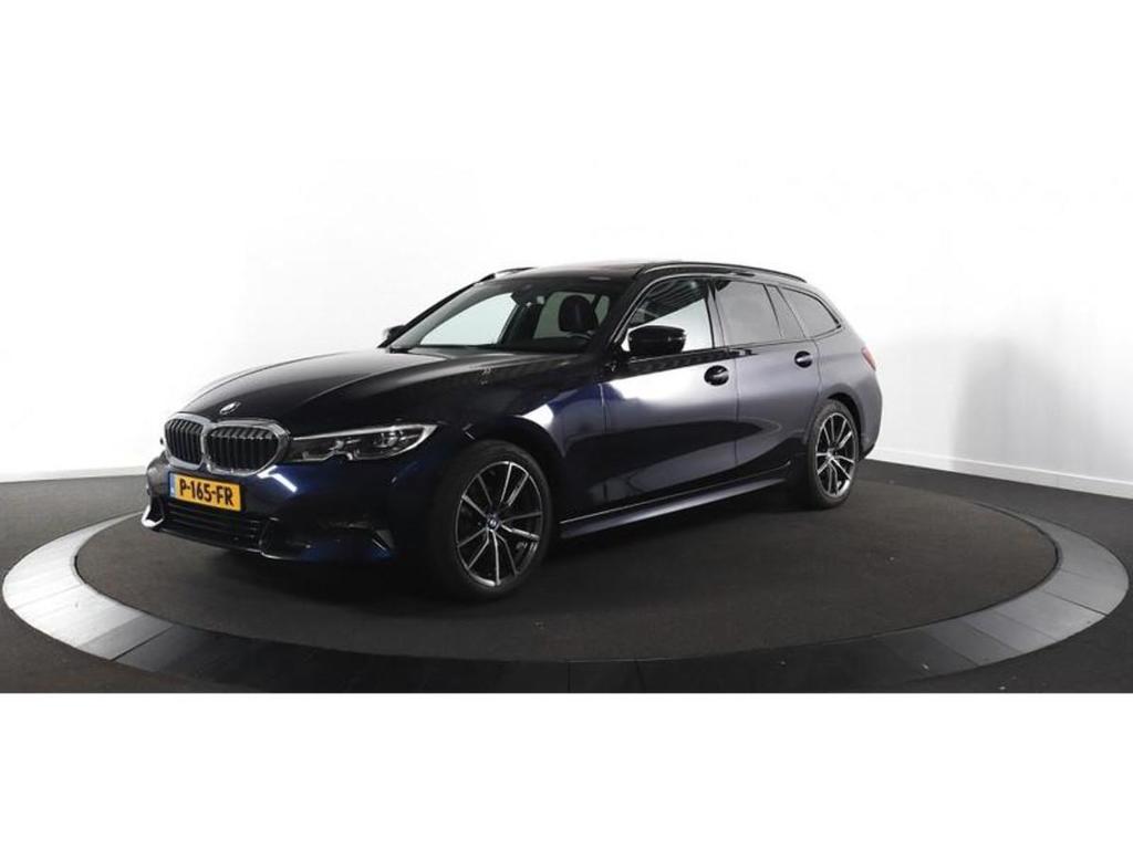 BMW 3-serie Touring 318i High Exe. Ed.