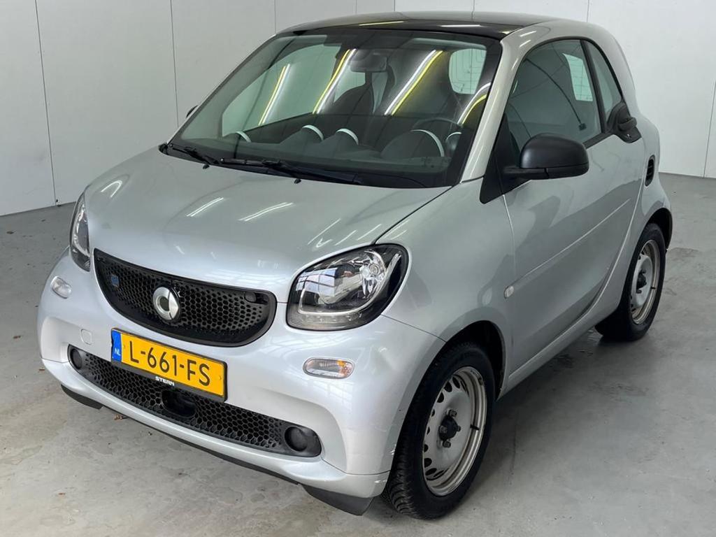 smart fortwo EQ Comfort