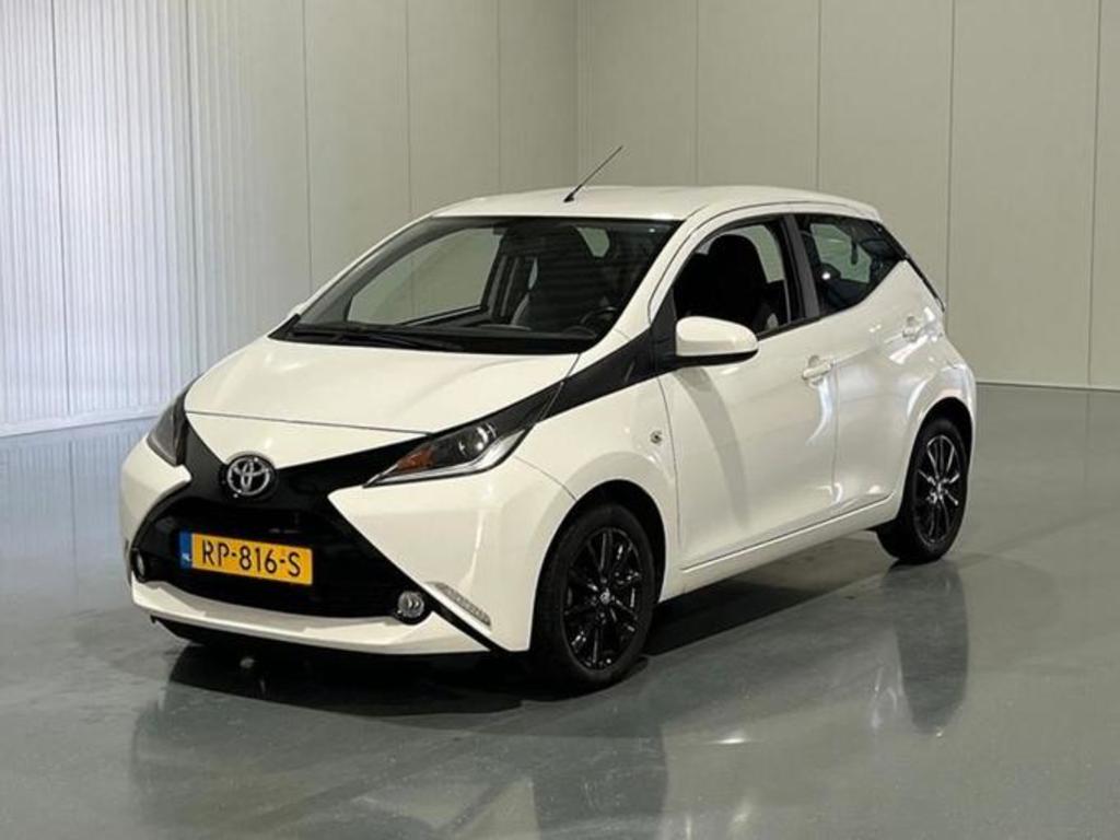 Toyota Aygo 1.0 VVT-i x-play