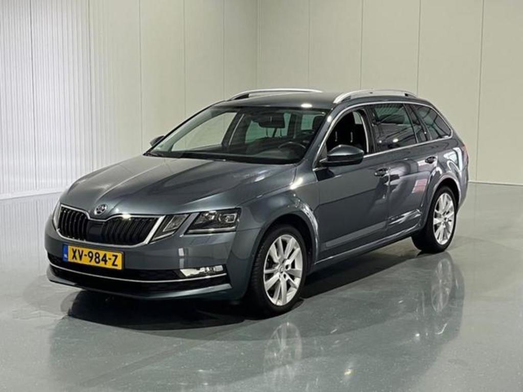 SKODA Octavia Combi Combi 1.5 TSI Automaat Greentech St..