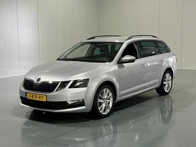 SKODA Octavia Combi Combi 1.5 TSI Greentech Automaat Bu..