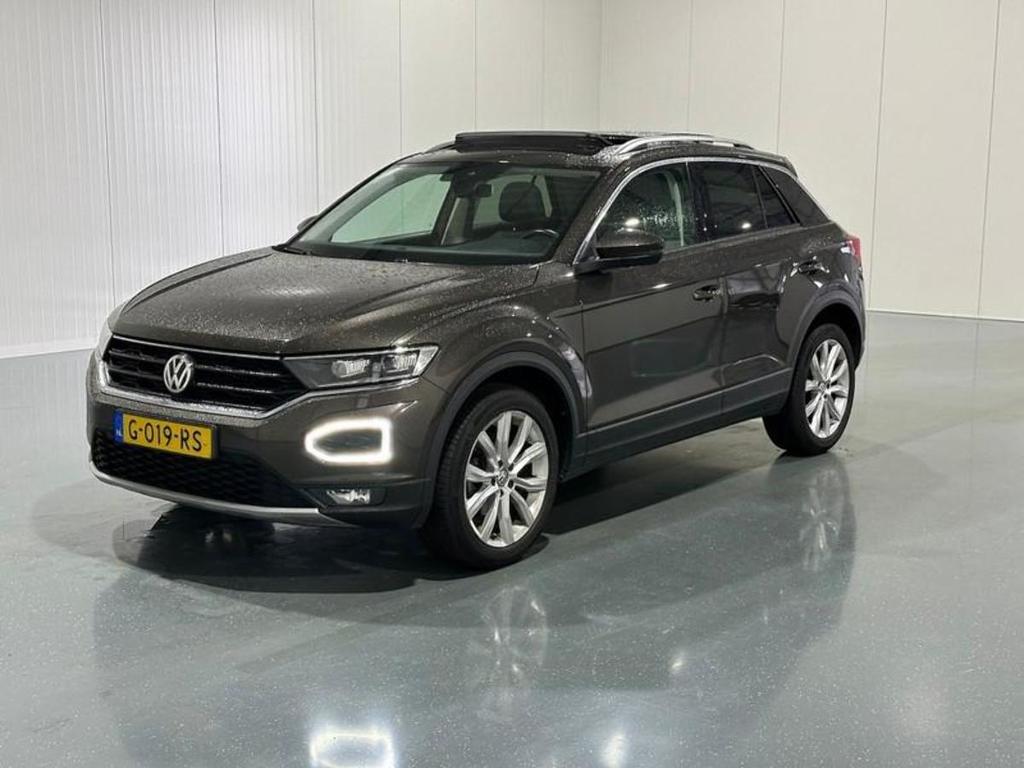 VOLKSWAGEN T-Roc 1.5 TSI Automaat Style Pano