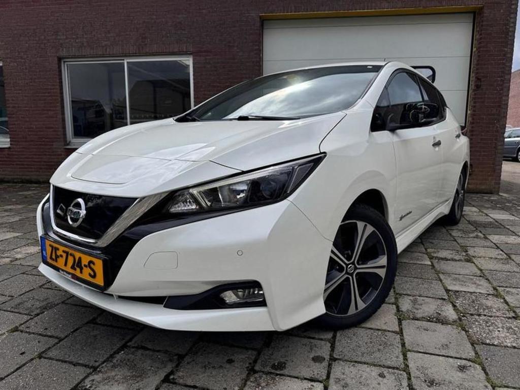 Nissan LEAF N-Connecta 40 kWh