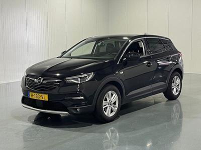 OPEL Grandland X 1.2 Turbo Business Executive