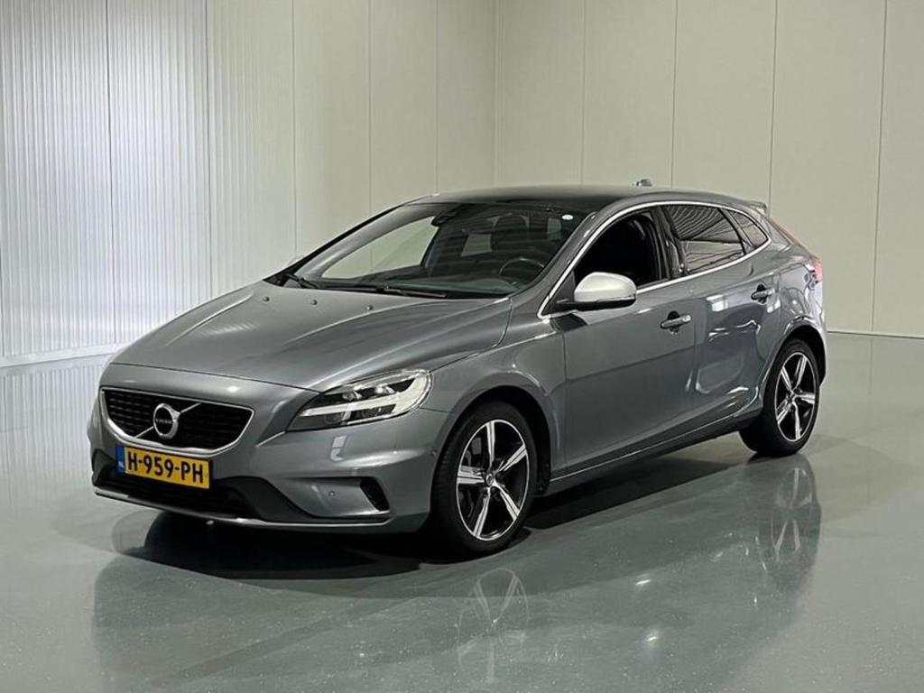 VOLVO V40 1.5 T3 Automaat Polar+ Sport Pano