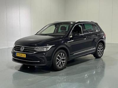 VOLKSWAGEN Tiguan 1.5 TSI Life Business