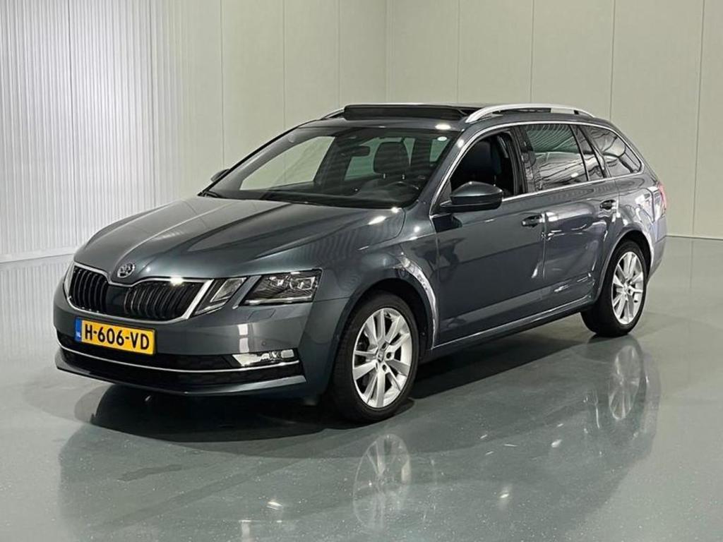 SKODA Octavia Combi Combi 1.5 TSI Greentech Business Ed..