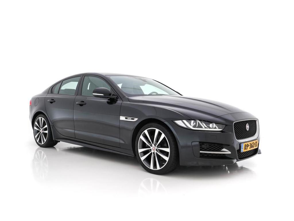 Jaguar XE 2.0 D Portfolio