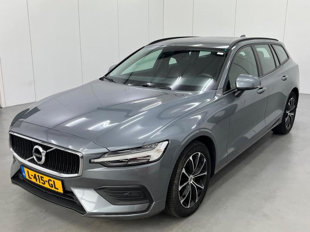 VOLVO V60 2.0 B3 Momentum Advantage