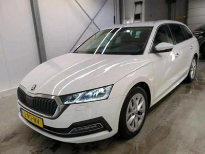 SKODA Octavia Combi Combi 1.5 TSI First Edition