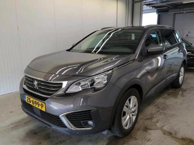 PEUGEOT 5008 1.2 PureTech Blue Lease Executive 7-Persoo..