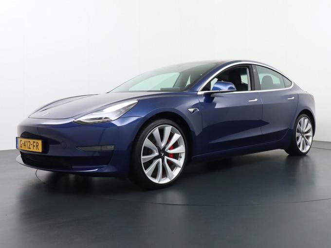 Tesla Model 3 Performance AWD 513pk 0-100 3,4 sec. 20 ..