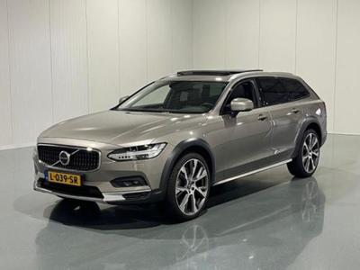 VOLVO V90 Cross Country 2.0 B6 AWD Pro