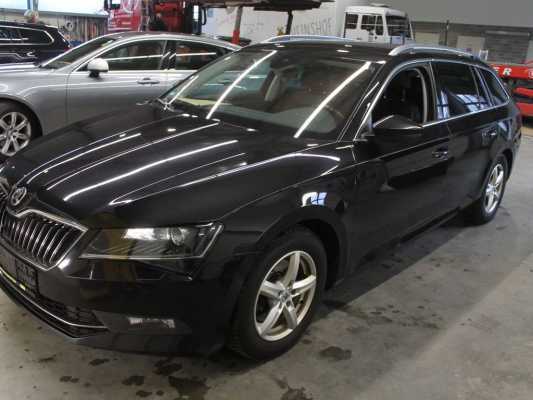 Skoda Superb combi 2.0 TDI DSG Style 5d 110kW