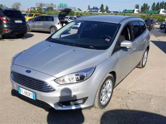 Ford Focus 2014 / / 5P / STATION WAGON 15 TDCI 95CV SeS TIT BUS SW