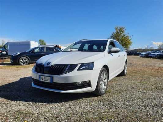 Skoda Octavia 2016 / / 5P / STATION WAGON 16 TDI EXECUTIVE DSG