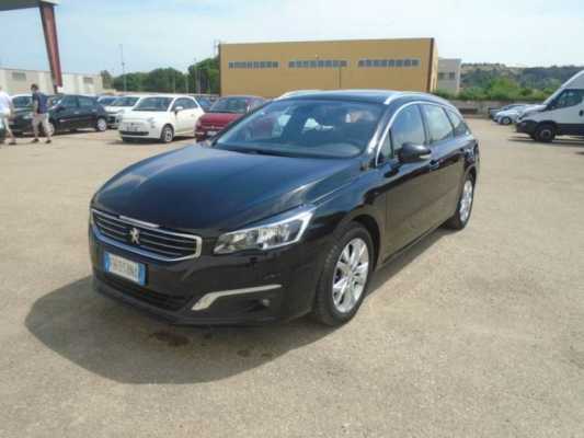 Peugeot 508 2014 / / 5P / STATION WAGON BLUEHDI 120 BUSINESS EAT6 S/S AUT