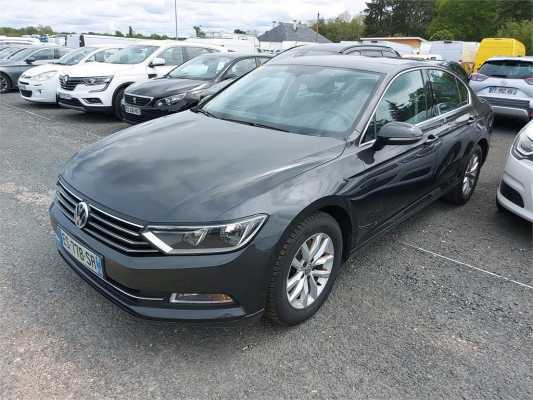 VOLKSWAGEN Passat 4p Berline 1.6 TDI 120 DSG7 Confortline BUS BMT