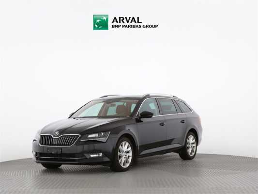 Skoda Superb 2.0 TDI Style DSG Combi 5d