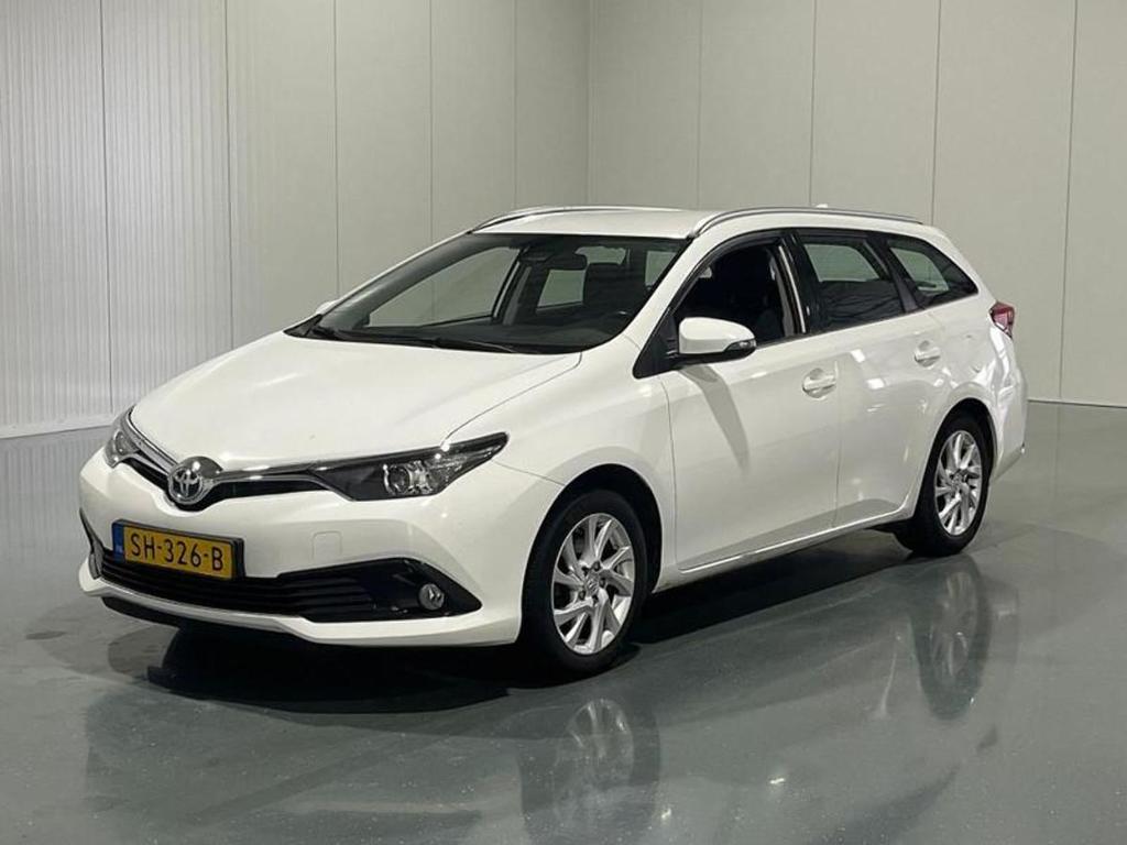 TOYOTA Auris Touring Sports 1.8 Hybrid Aspiration