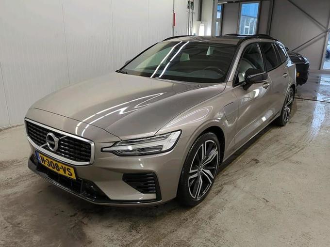 VOLVO V60 2.0 T6 Twin Engine AWD R-Design