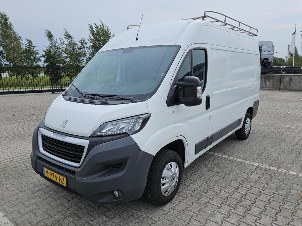 PEUGEOT Boxer 330 2.0 HDI 345 L2H2 Pack Premium Imperiaal