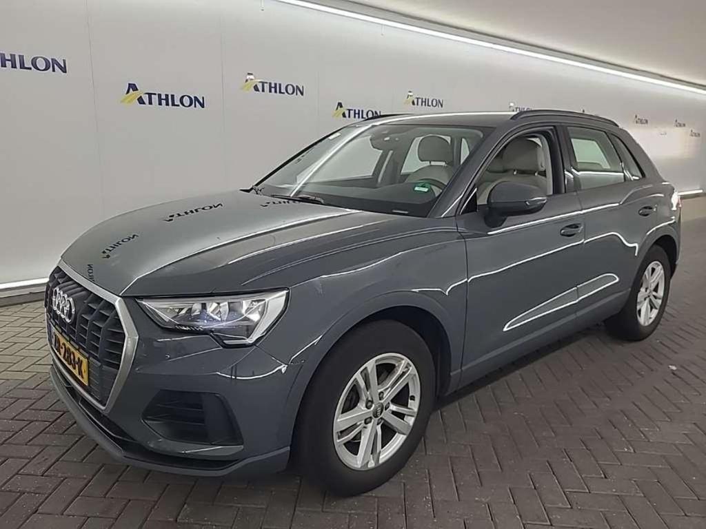 Audi Q3 35 TFSI S tronic 5D 110kW