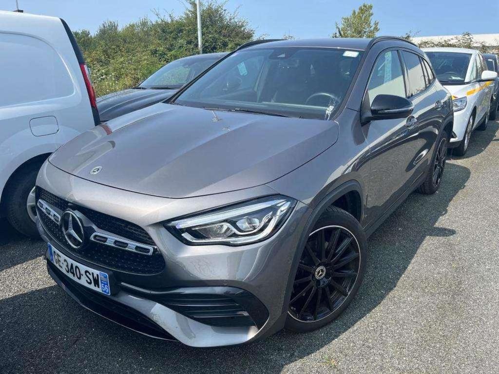 MERCEDES BENZ GLA HYB 1.3 GLA 250 E AMG LINE DCT