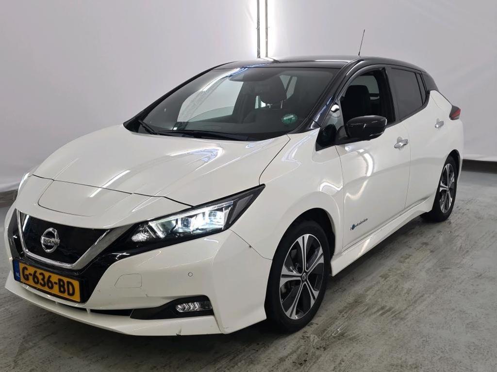 NISSAN Leaf 17 BEV Nissan Leaf TEKNA 40kWh 5d