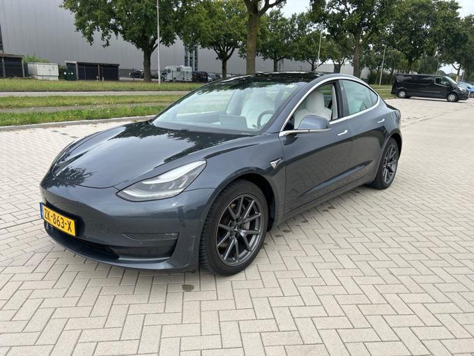 Tesla Model 3 75kWh long range awd 258kW aut