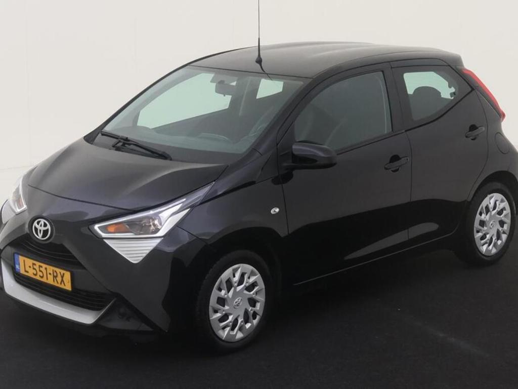 TOYOTA Aygo 1.0 VVT-I X-PLAY 72pk