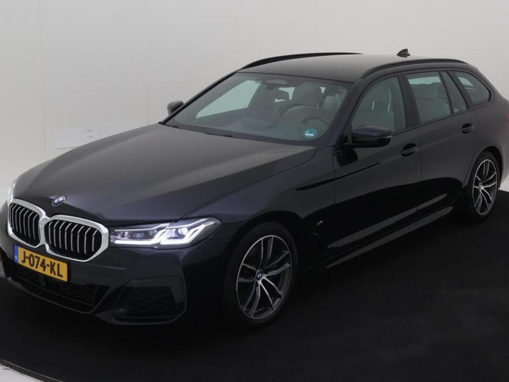 BMW 5-serie Touring 2.0 530IA High Ex. Launch Ed. Driving Safety Parking Audio Leder