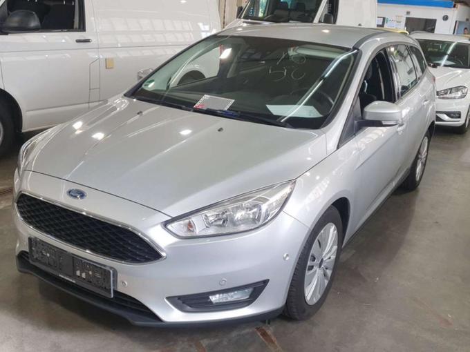 FORD FOCUS 1,0 EcoBoost 74kW Business Turnier