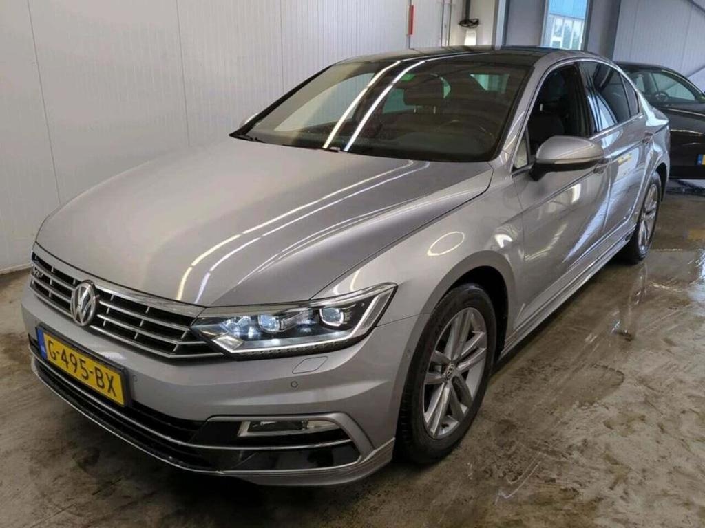 VOLKSWAGEN PASSAT 1.5 TSI Highline Business R