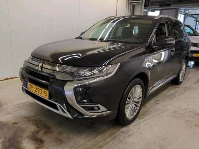 Mitsubishi Outlander 2.4 PHEV Intense