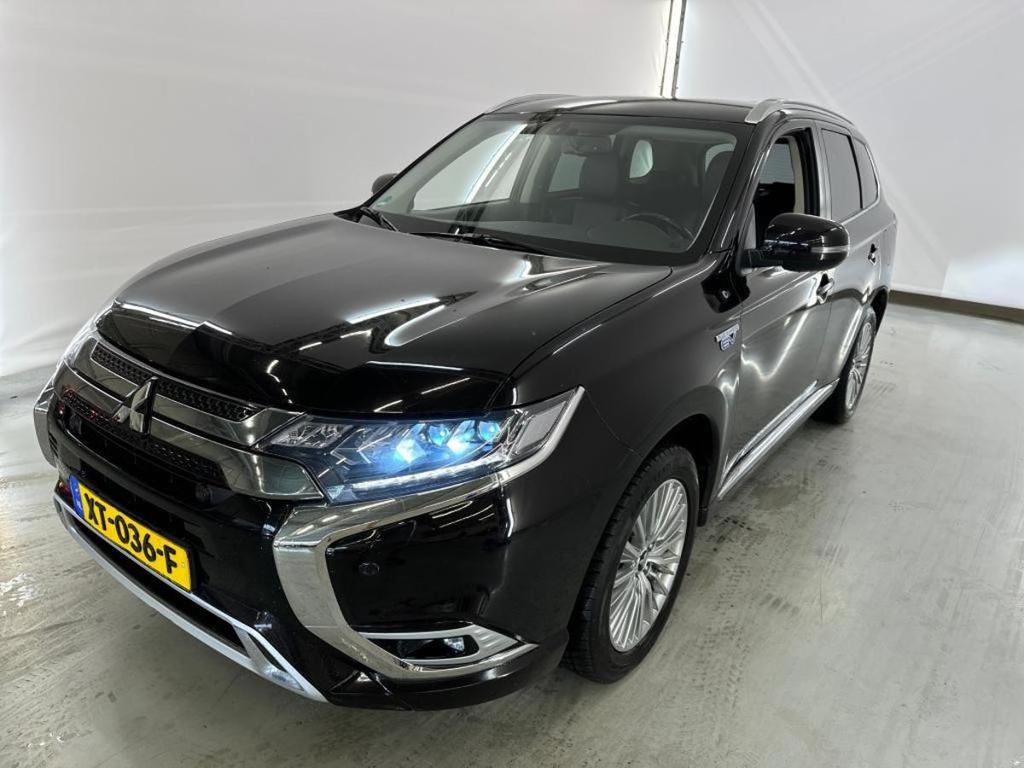 MITSUBISHI Outlander 15 Mitsubishi Outlander PHEV Inte..