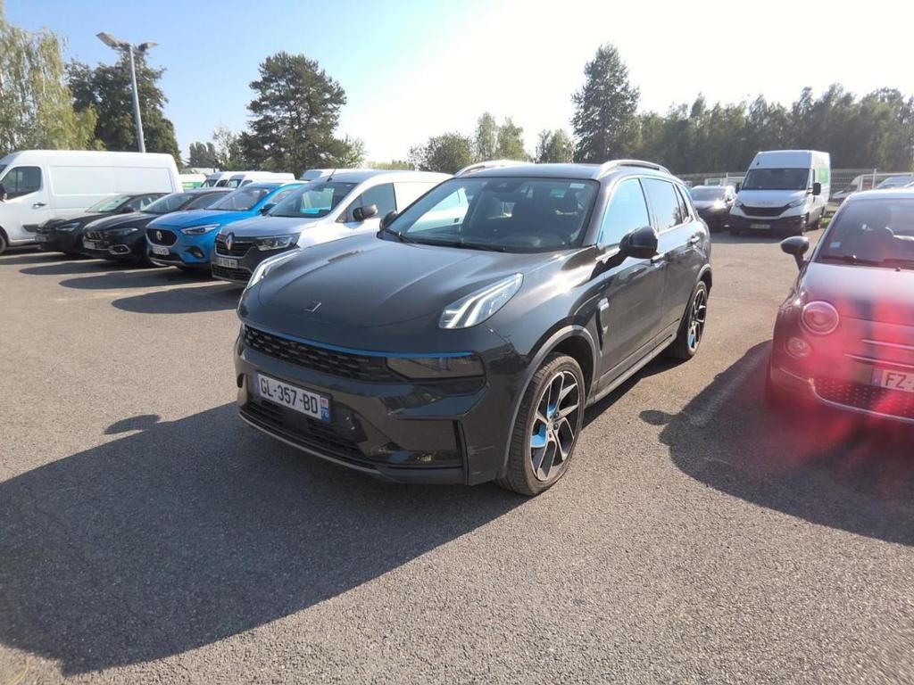 Lynk Co 01 01 PHEV