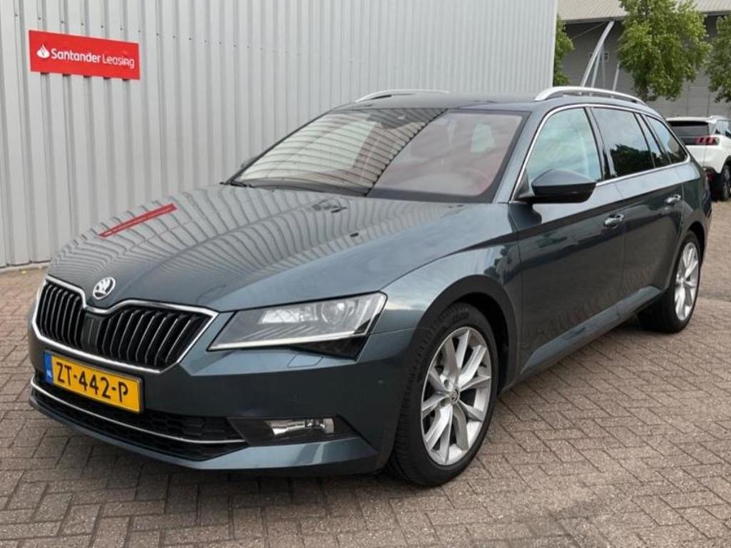 SKODA Superb Combi 2.0tdi greentech business edition 11..