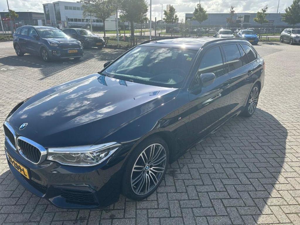 BMW 5-SERIE TOURING 530i High Executive Edition