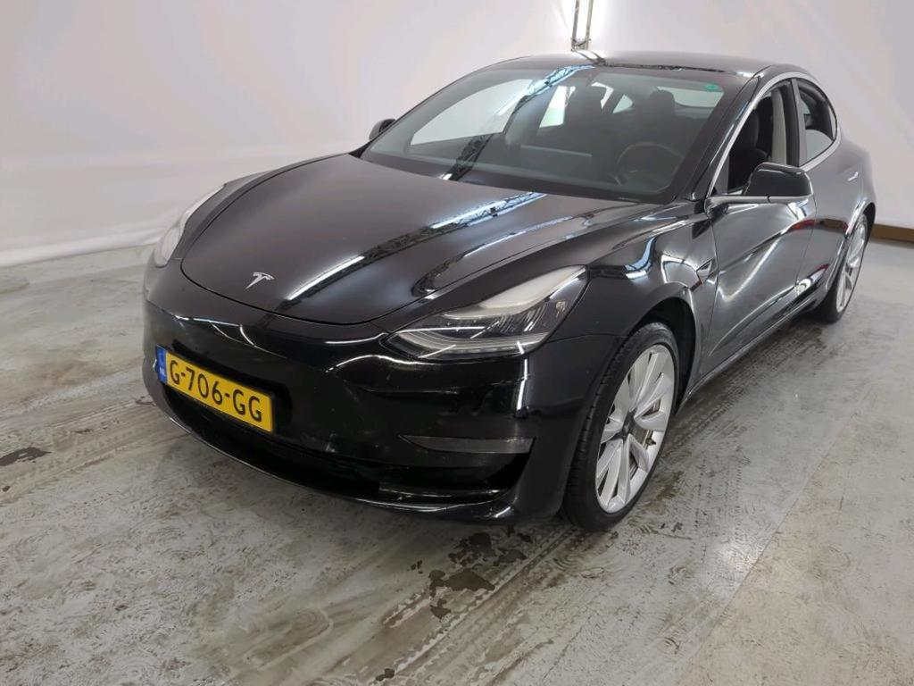 Tesla Model 3 18 BEV Tesla Model 3 Standard Range Plus..