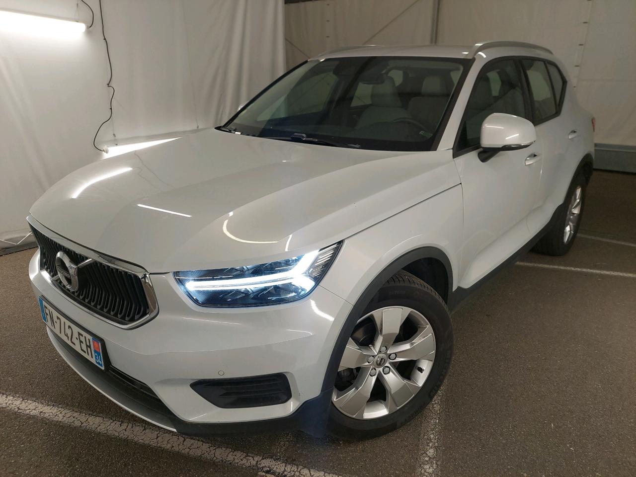 VOLVO XC40 Momentum 2WD 2.0 D3 150CV BVA8 E6dT