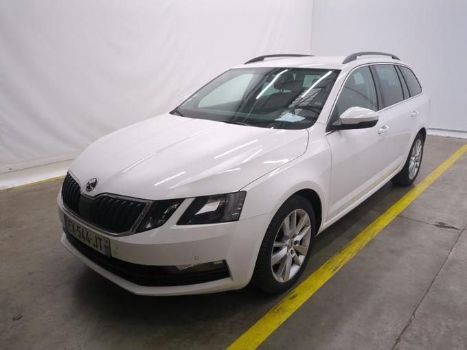 SKODA Octavia Combi Clever 2.0 TDI 150CV BVA6 E6