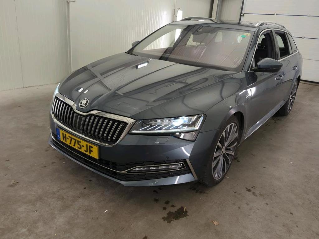 SKODA Superb Combi FL19 Skoda Superb Combi 1.5 TSI ACT..