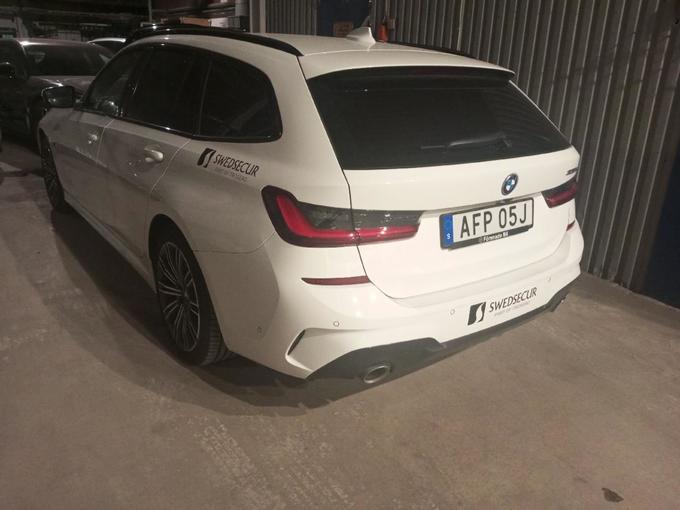 BMW 330e touring connected 330e touring connected 330e touring connected