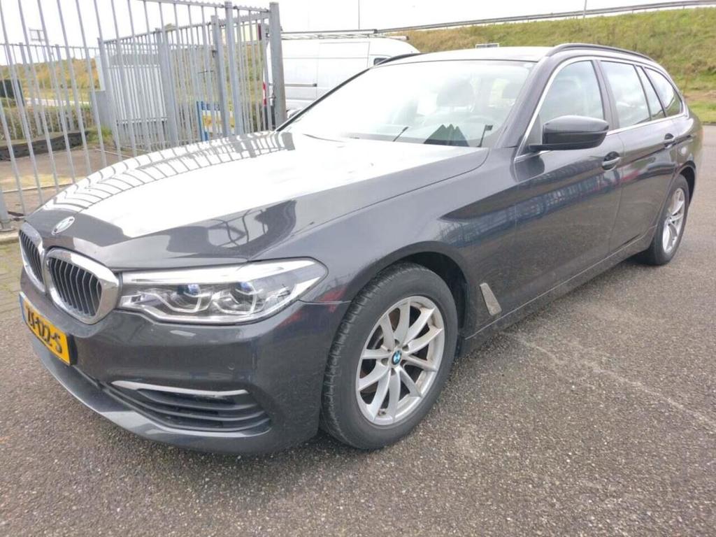 BMW 5-serie Touring 520i High Ex. Ed.