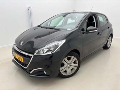 PEUGEOT 208 1.2 PureTech Signature